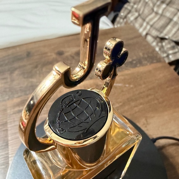 New Authentic World Jack Of Clubs Eau De Parfum 2.7 oz Woody Spicy Fragrance - Picture 6 of 8